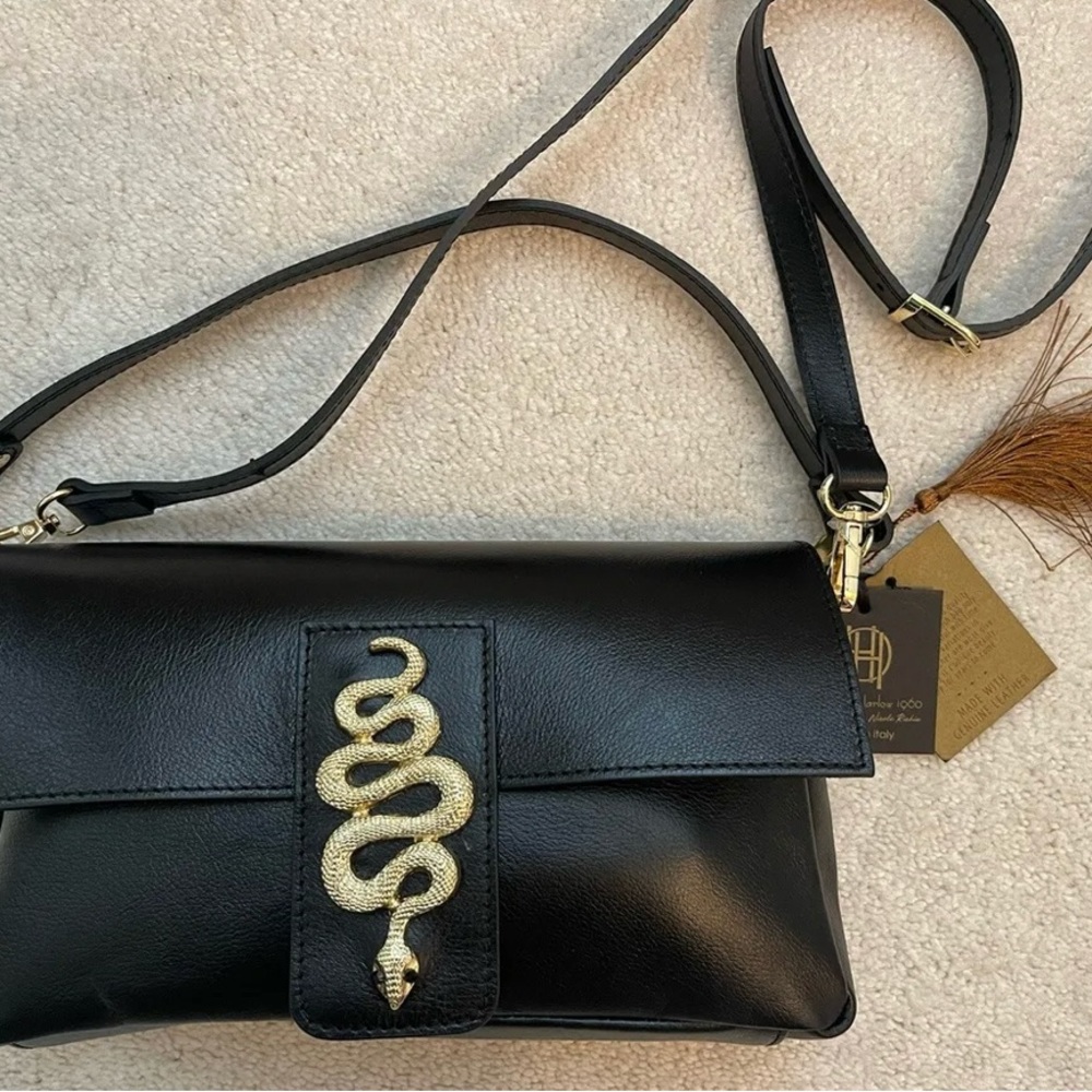 NWT House Of Harlow 1960 Black Leather Handbag Gold Metal Snake Purse